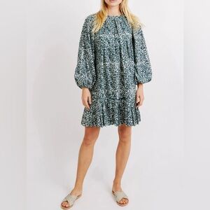 Mirth ruffled hem dress sz S muted green